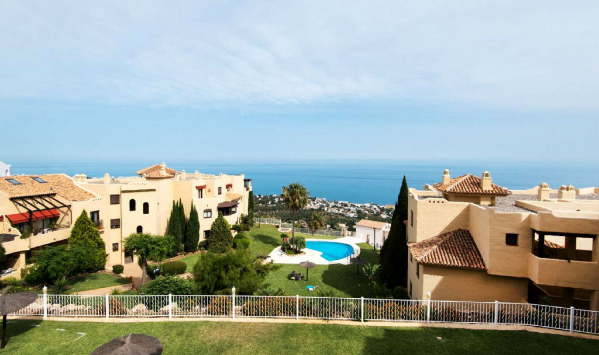Resale - Apartment -
Benalmadena