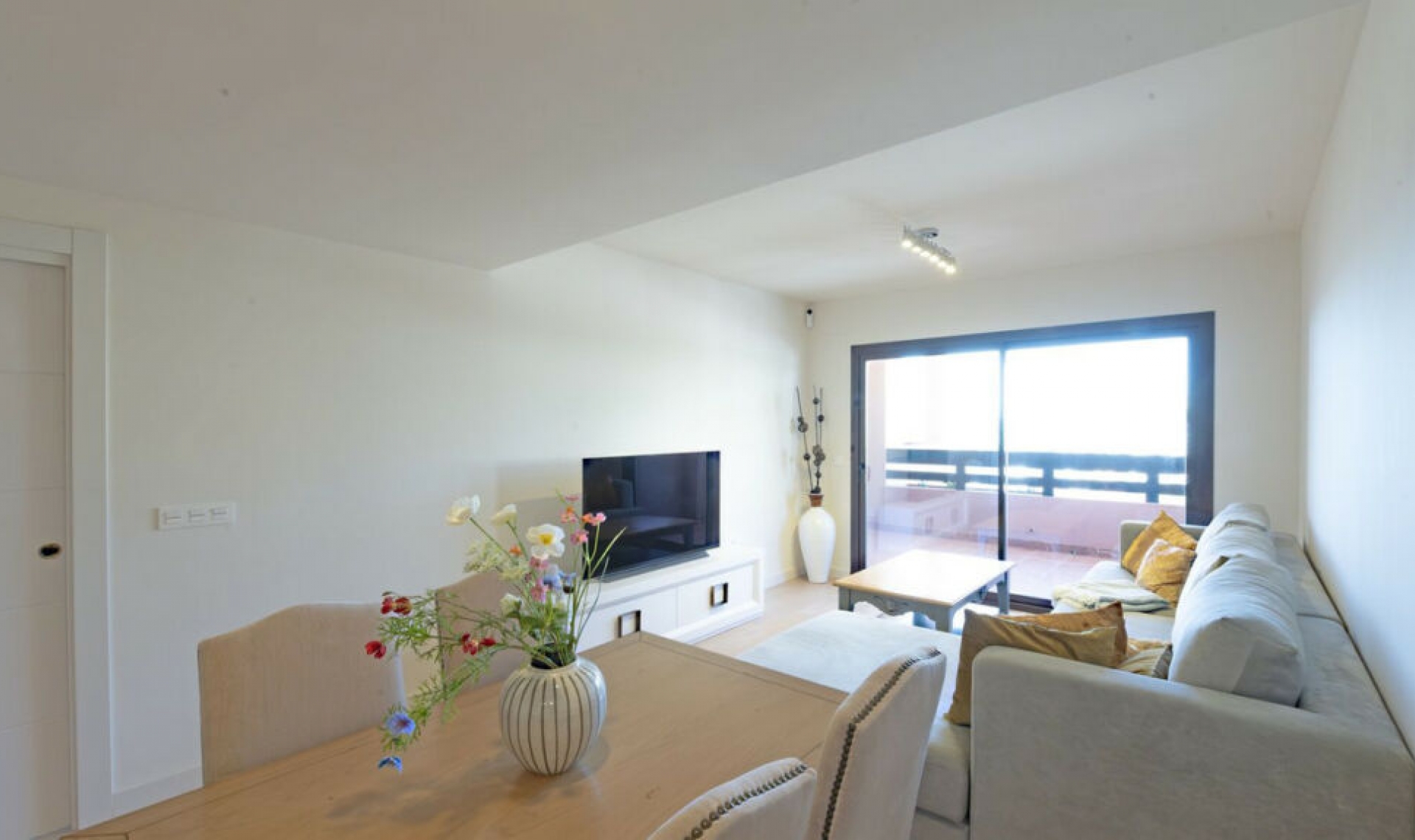 Resale - Apartment -
Benalmadena