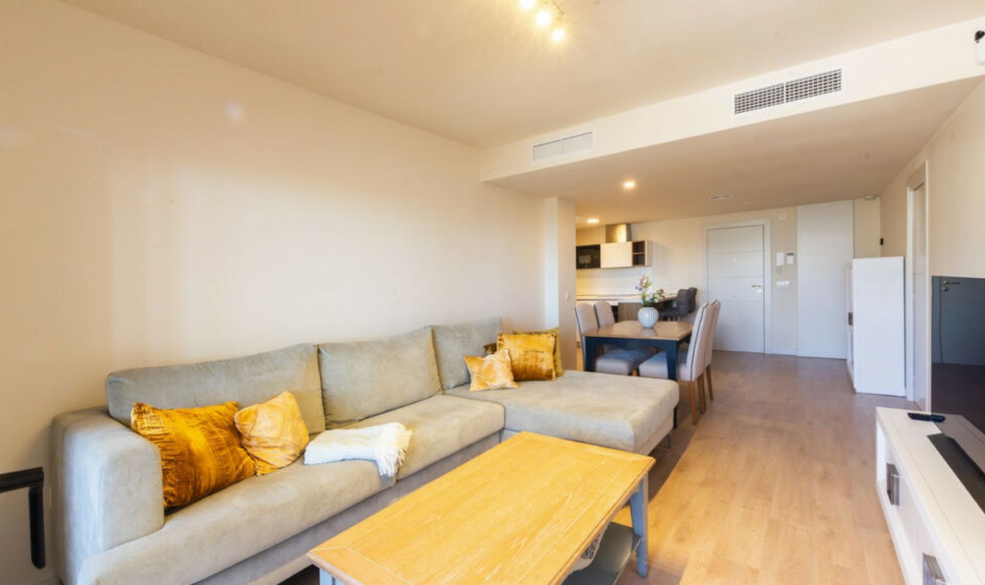 Resale - Apartment -
Benalmadena