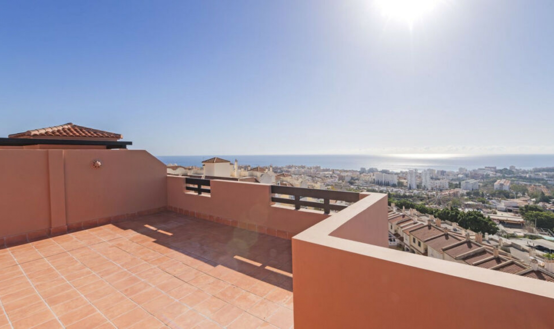 Resale - Apartment -
Benalmadena