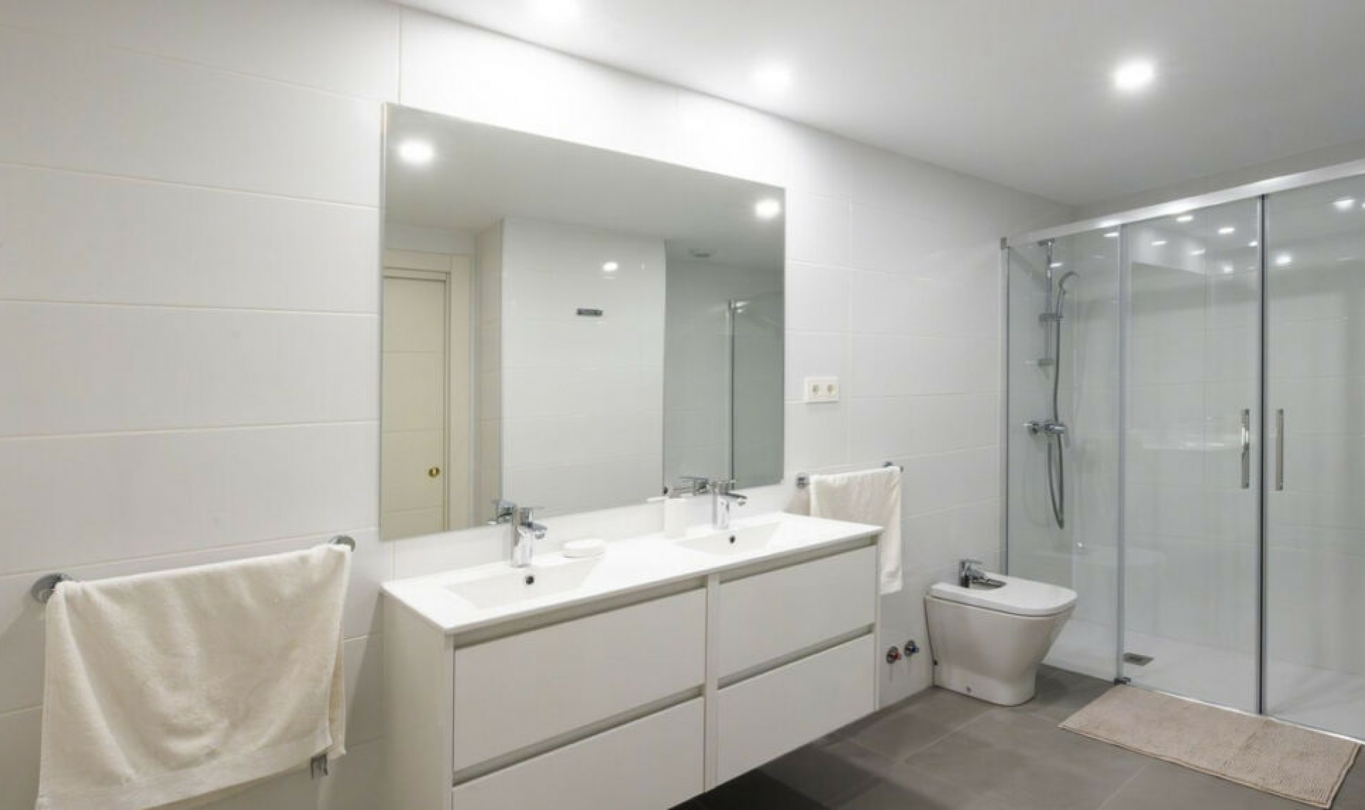 Resale - Apartment -
Benalmadena