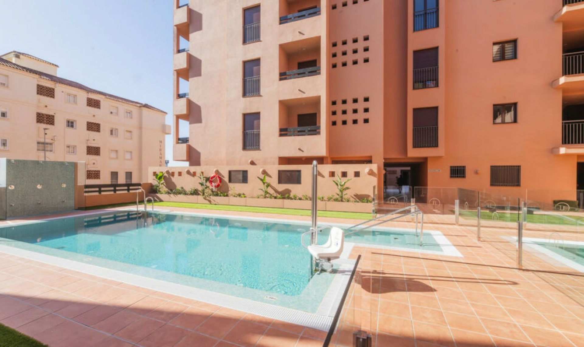 Resale - Apartment -
Benalmadena