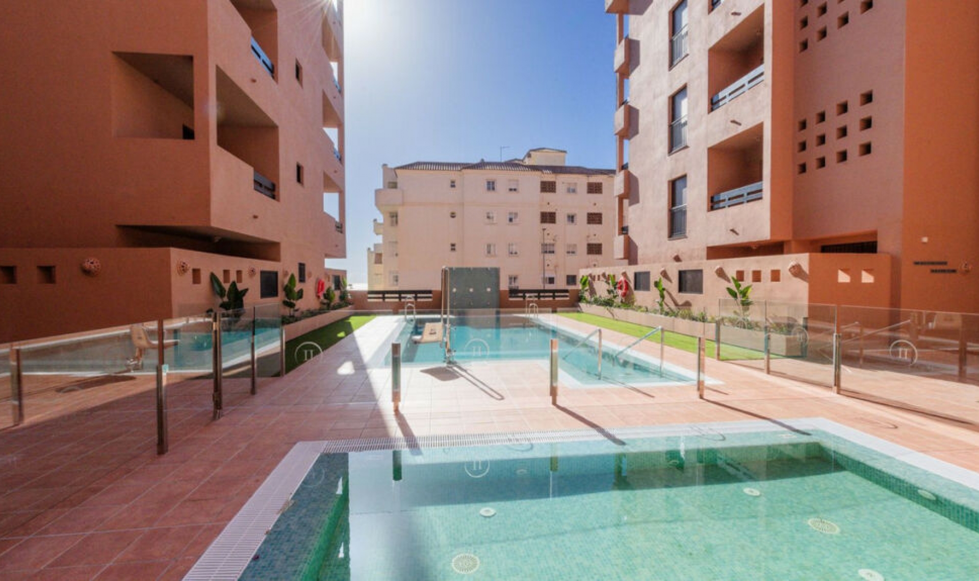 Resale - Apartment -
Benalmadena