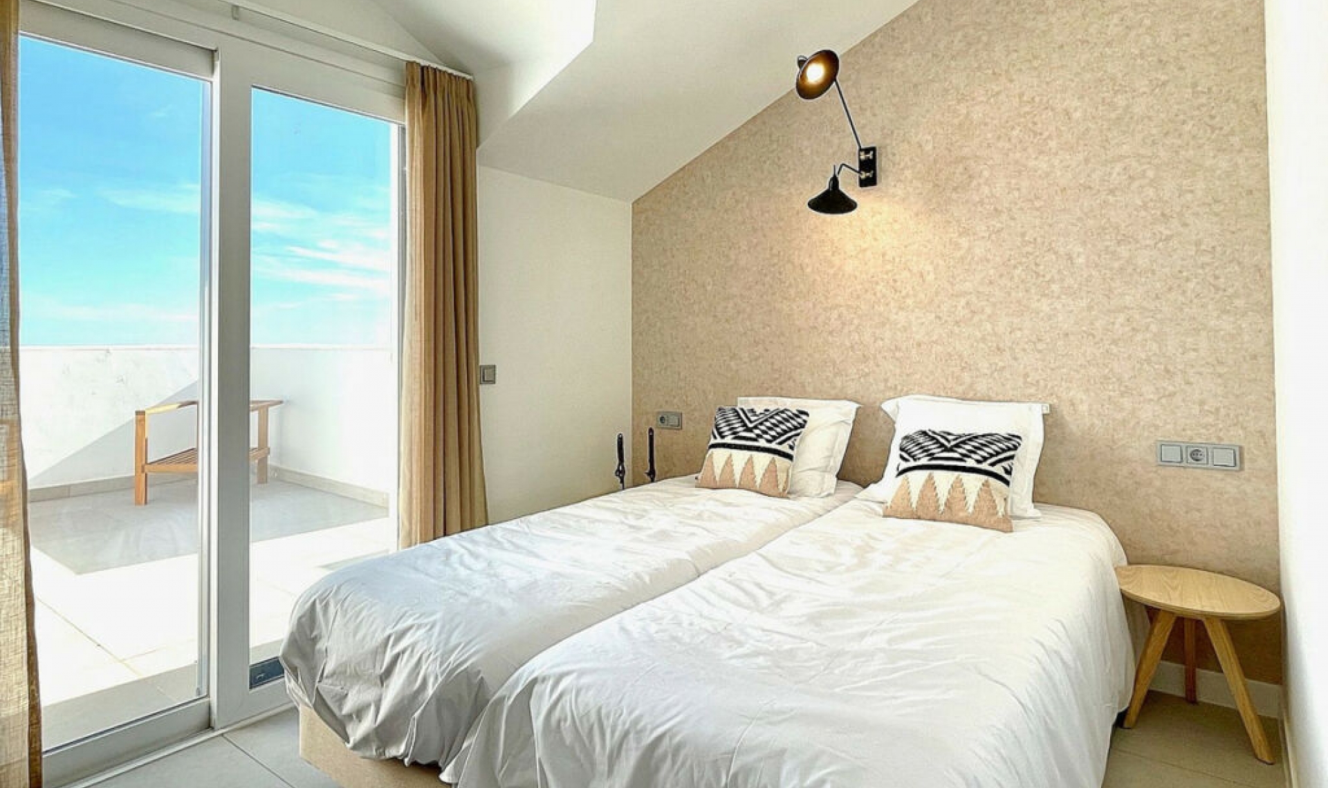 Resale - Apartment -
Benalmadena