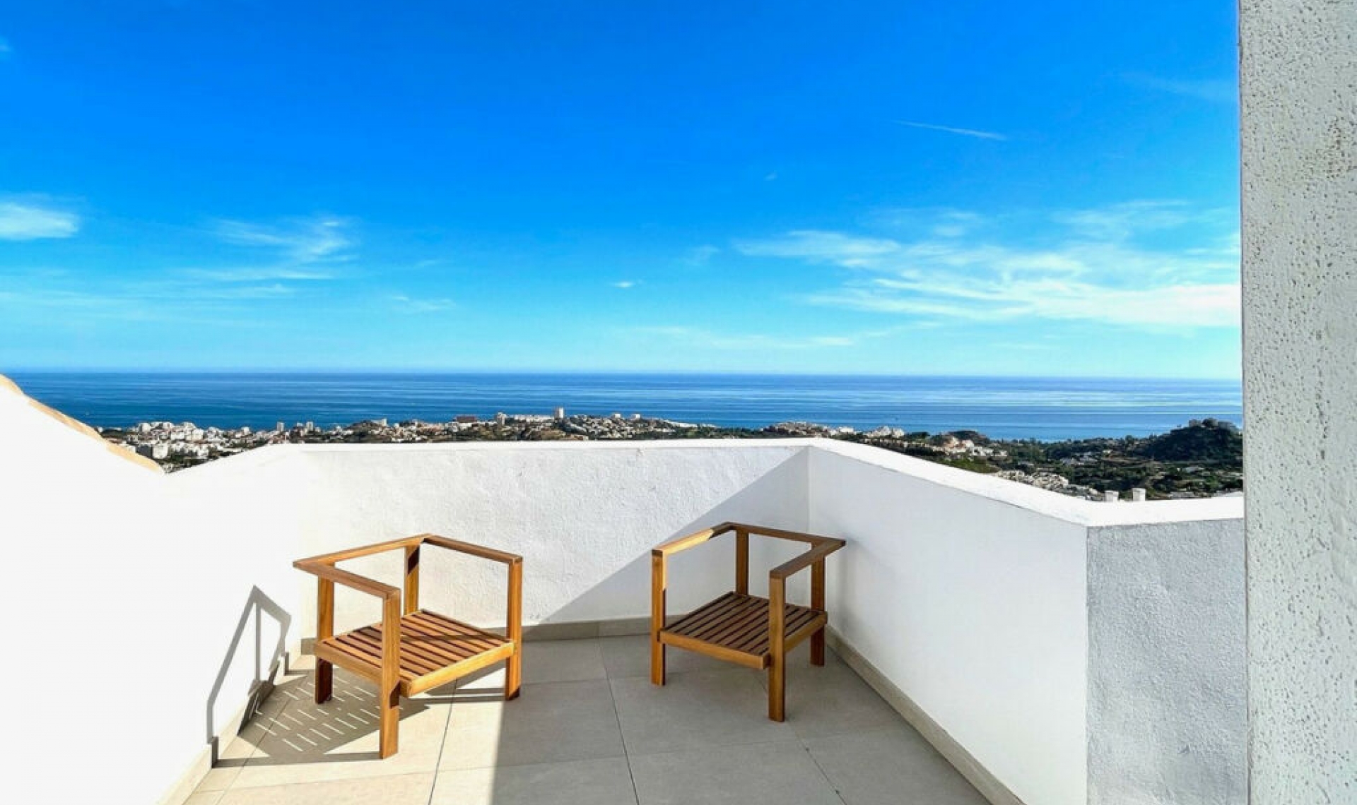 Resale - Apartment -
Benalmadena