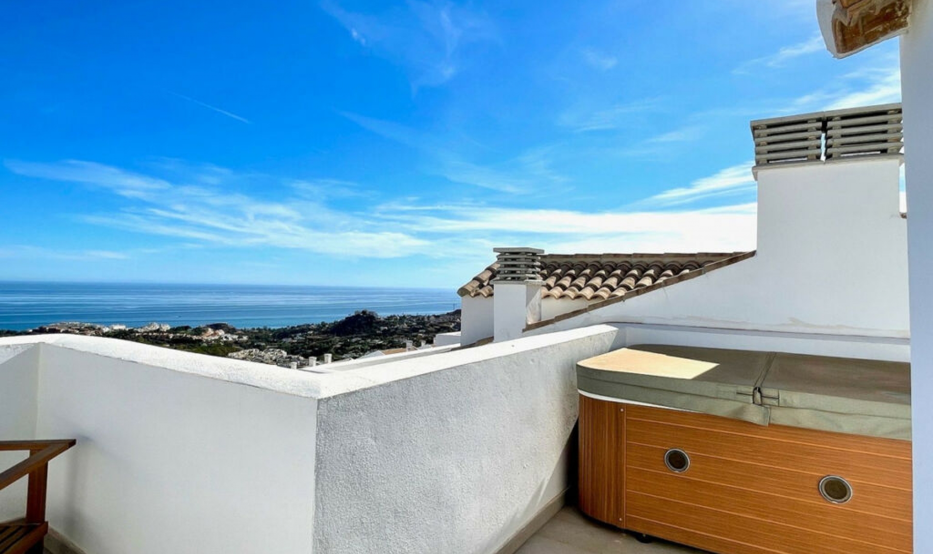 Resale - Apartment -
Benalmadena