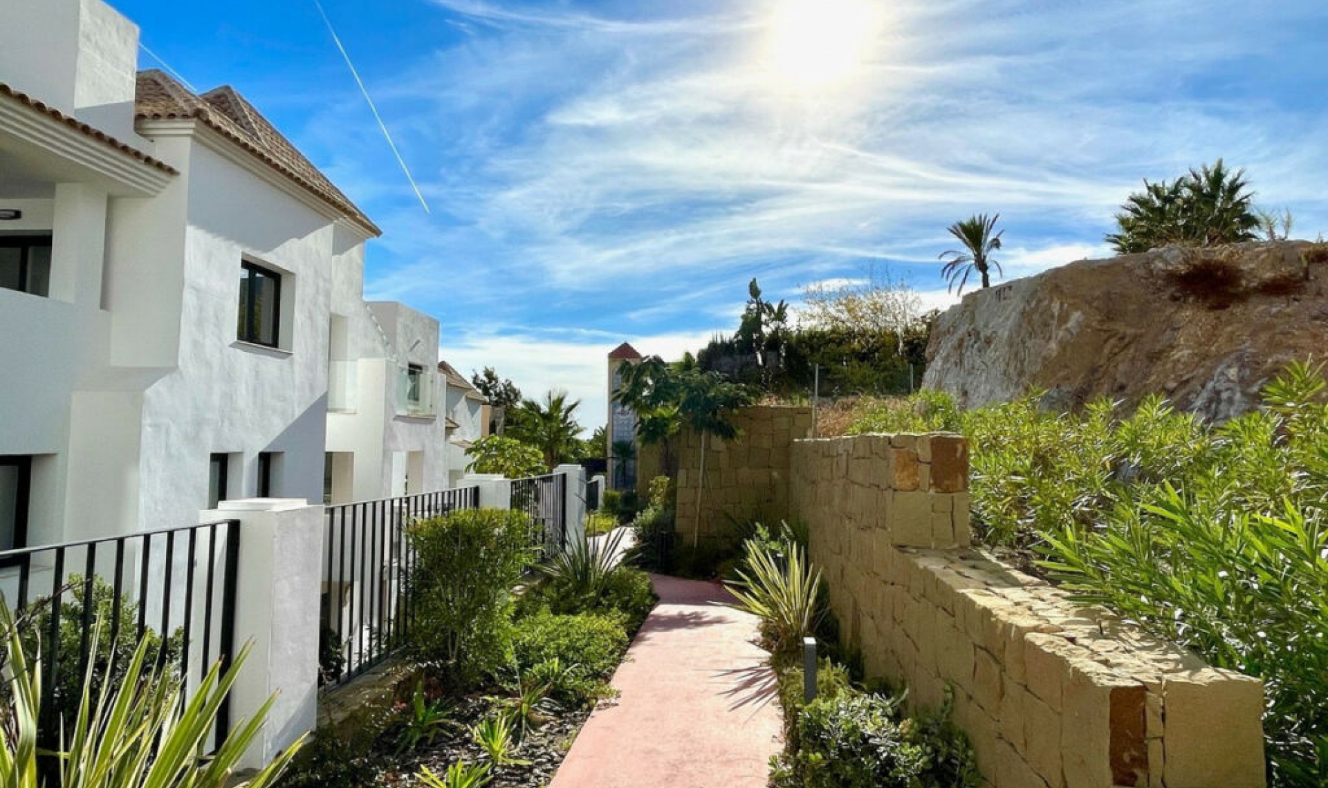 Resale - Apartment -
Benalmadena