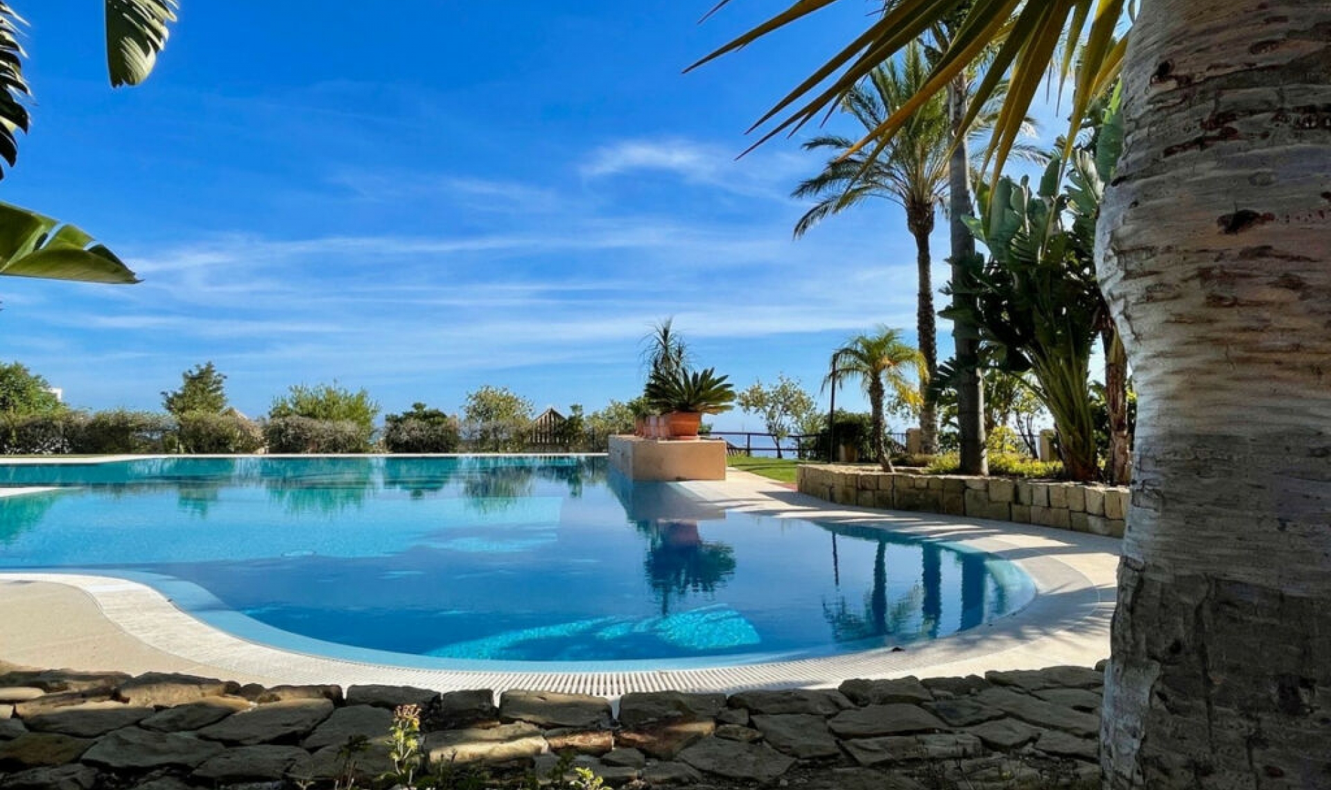 Resale - Apartment -
Benalmadena
