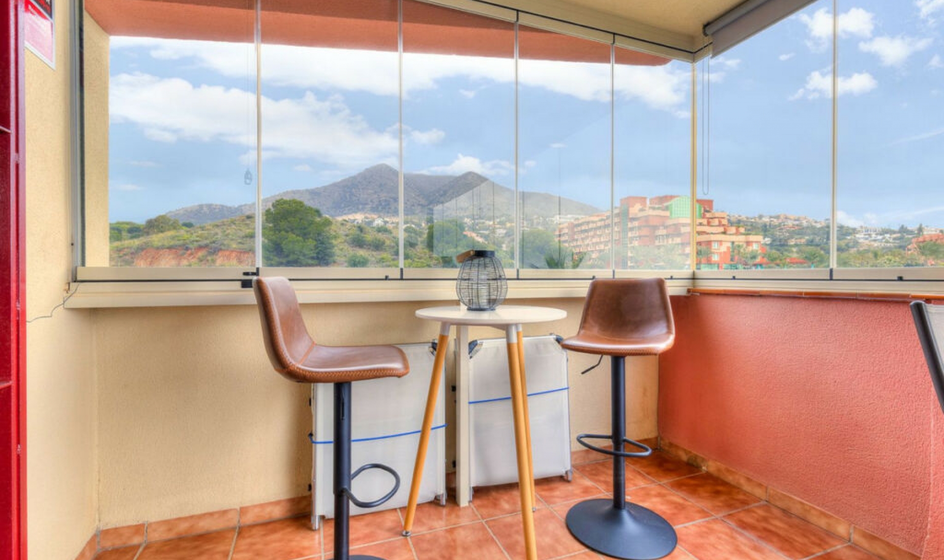 Resale - Apartment -
Benalmadena