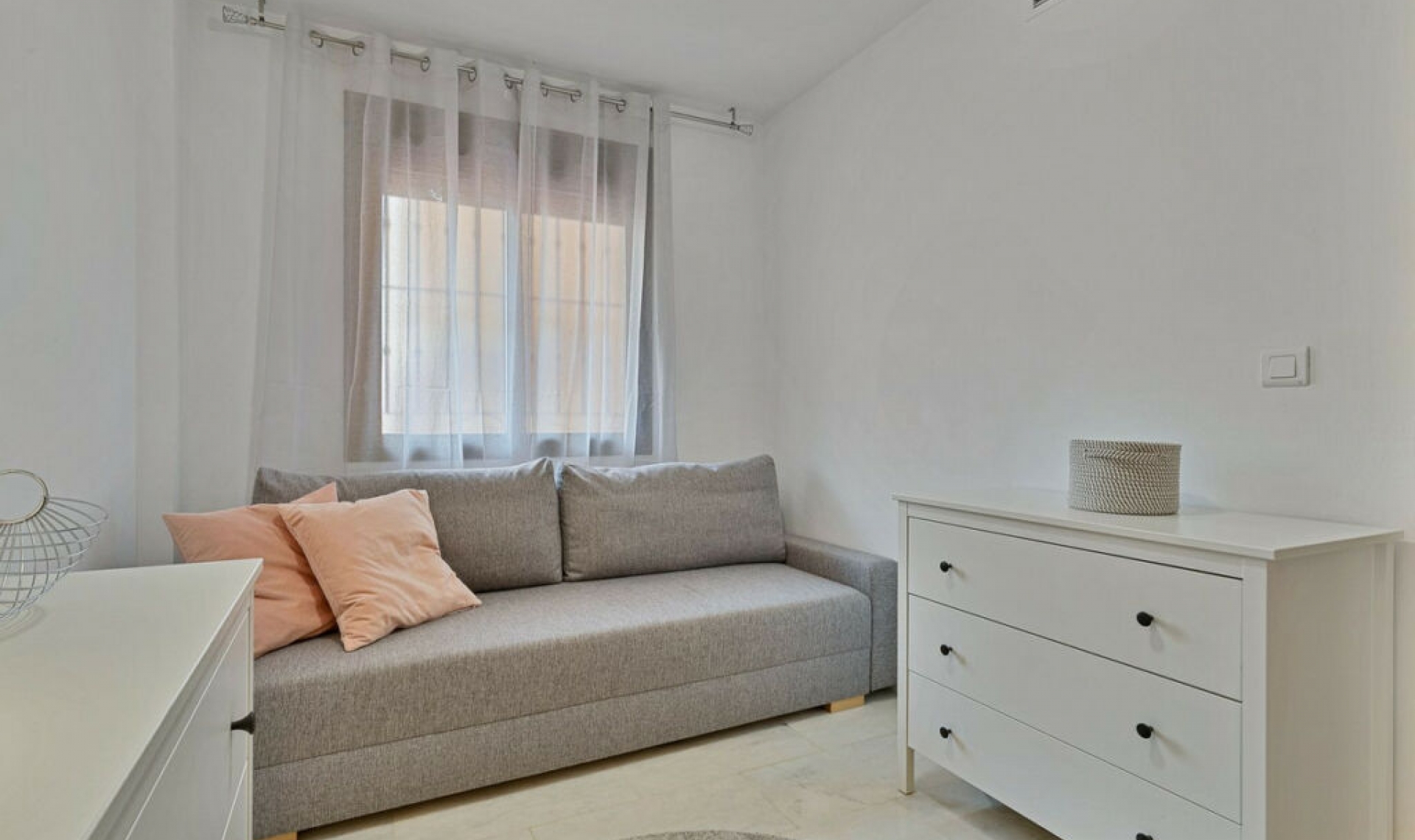 Resale - Apartment -
Benalmadena