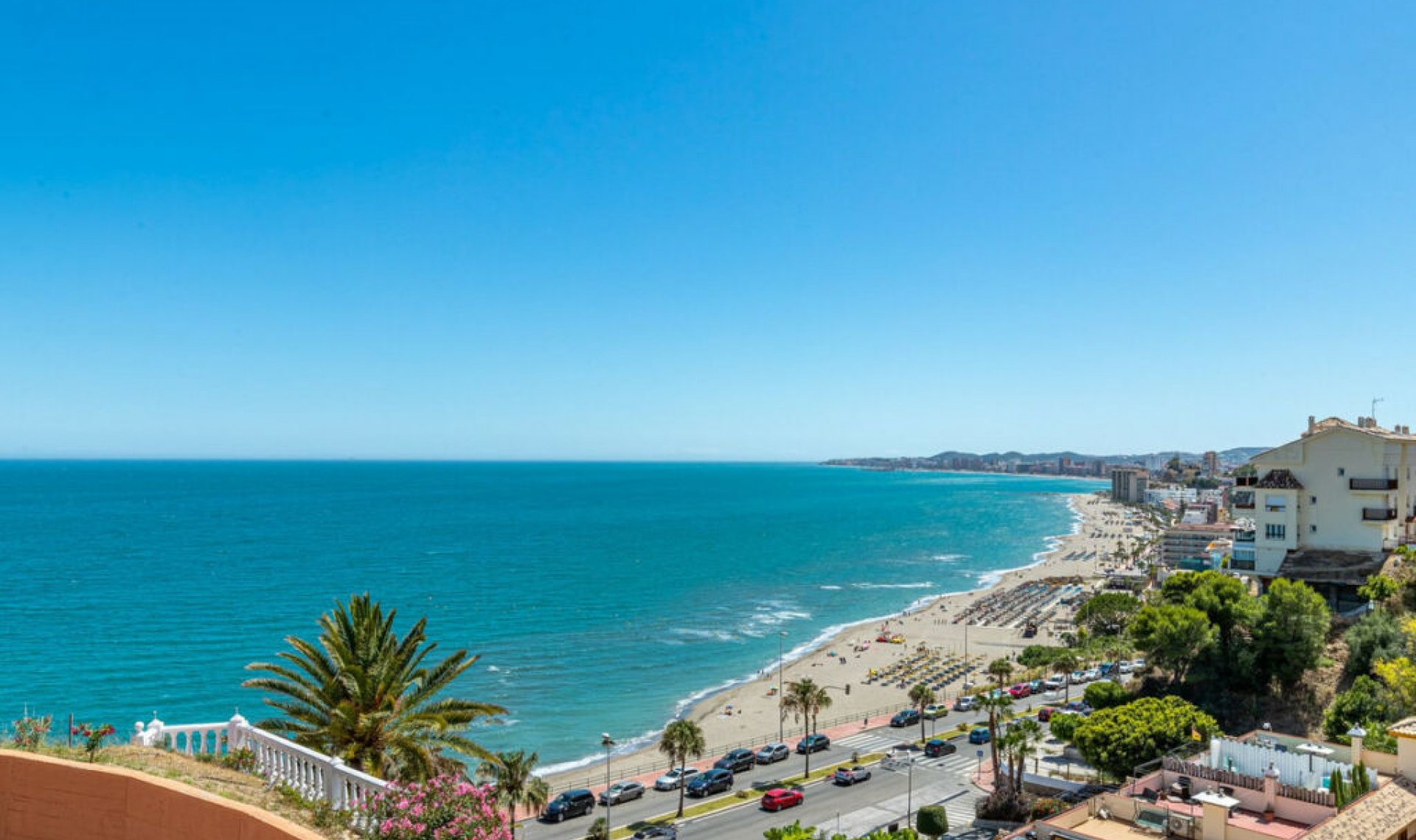 Resale - Apartment -
Benalmadena