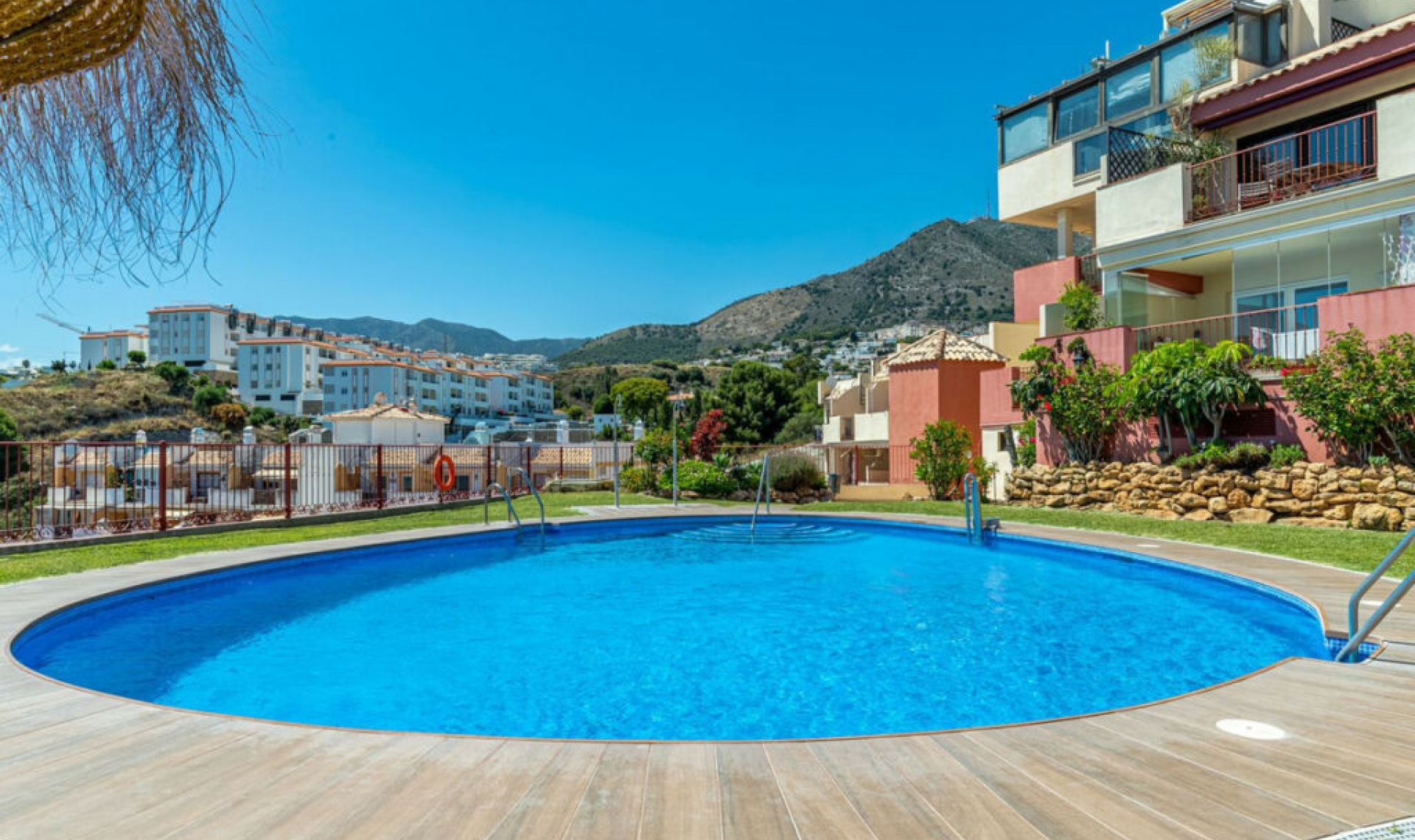 Resale - Apartment -
Benalmadena