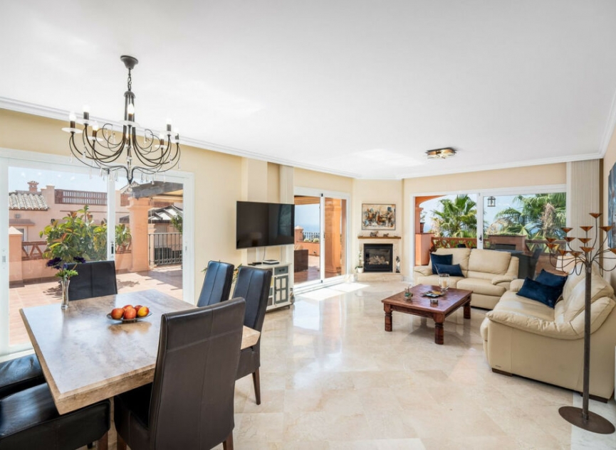 Resale - Apartment -
Benalmadena