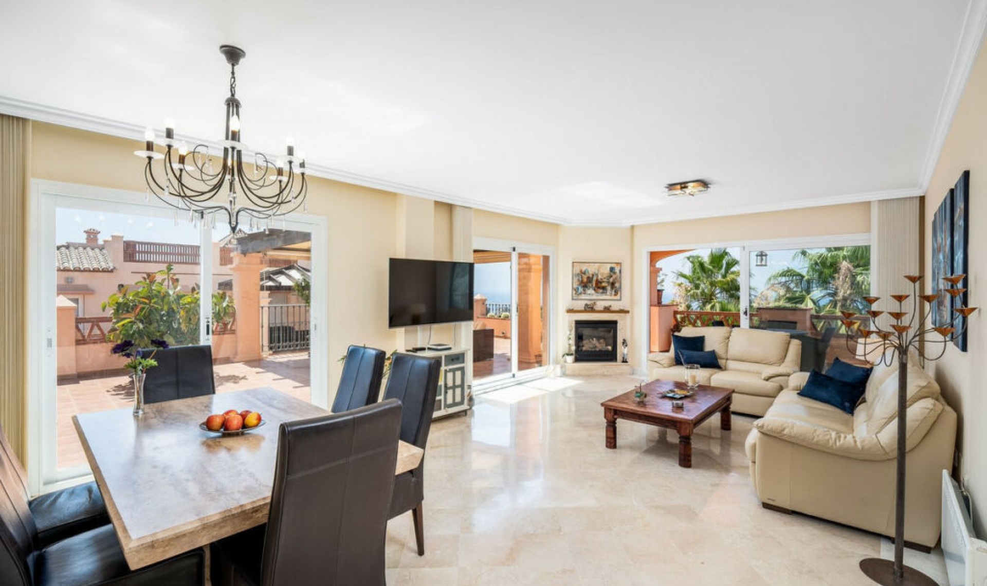 Resale - Apartment -
Benalmadena