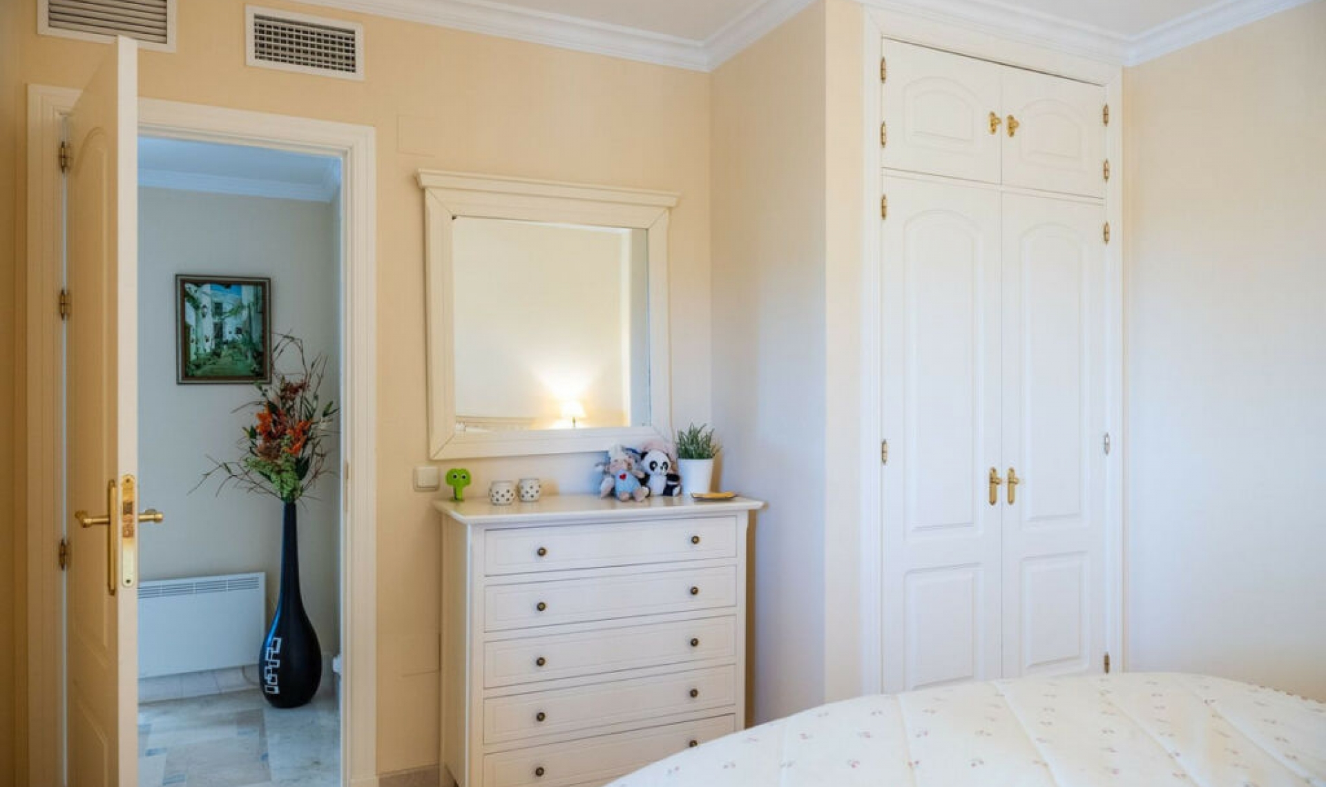 Resale - Apartment -
Benalmadena