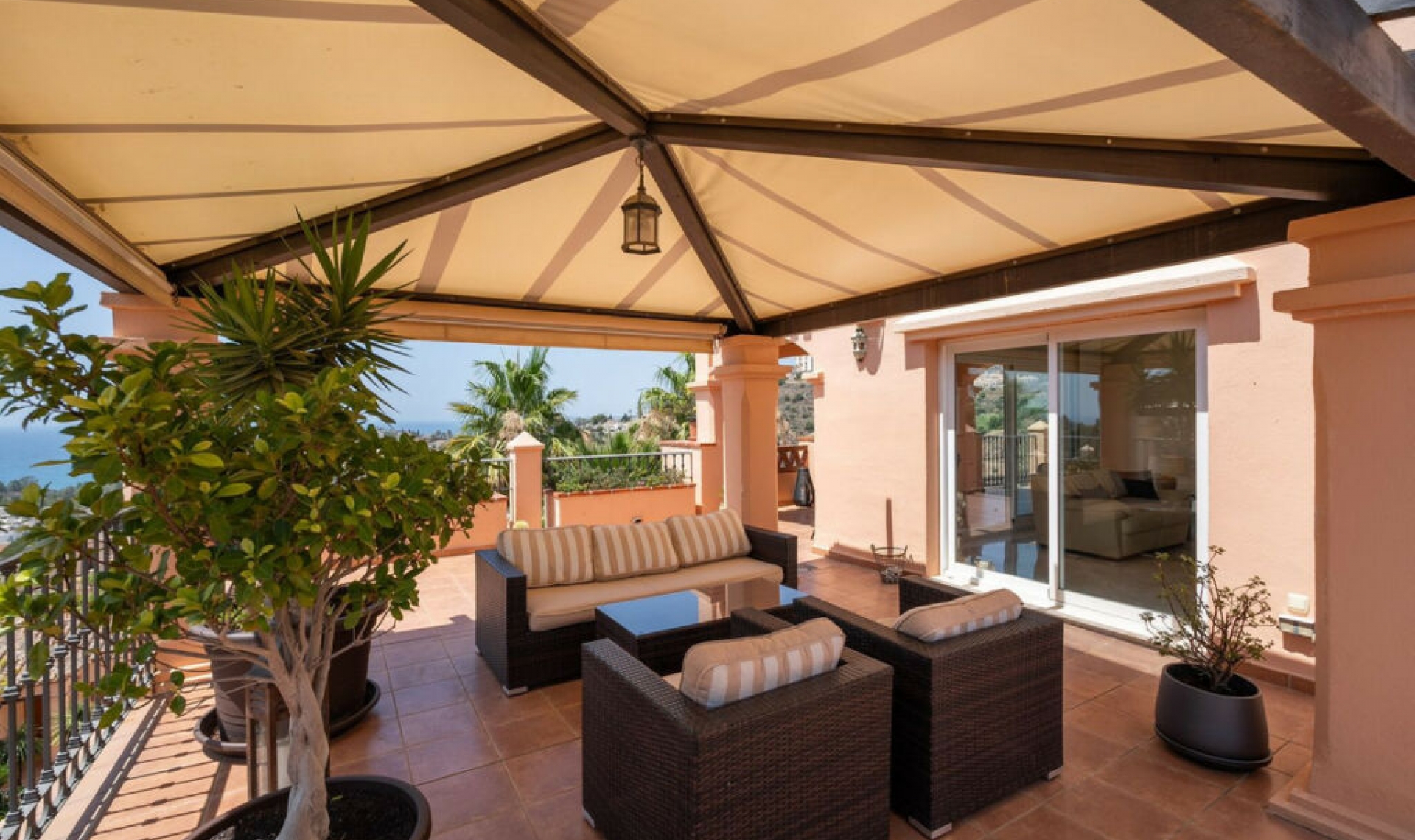Resale - Apartment -
Benalmadena