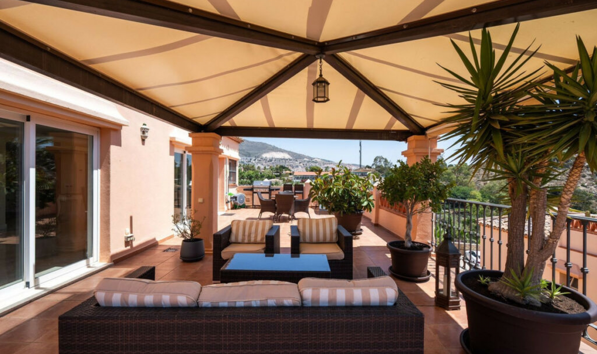 Resale - Apartment -
Benalmadena