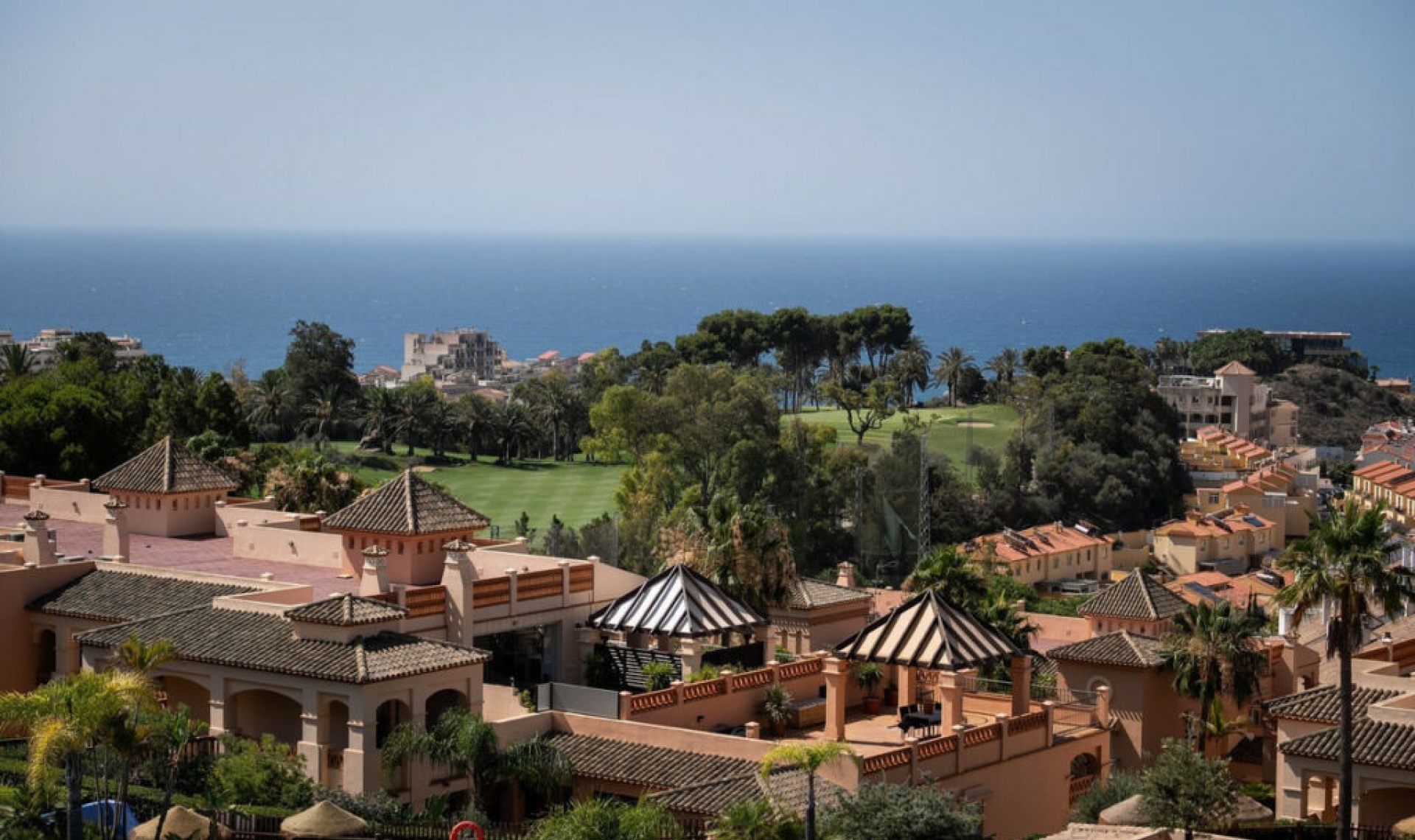 Resale - Apartment -
Benalmadena