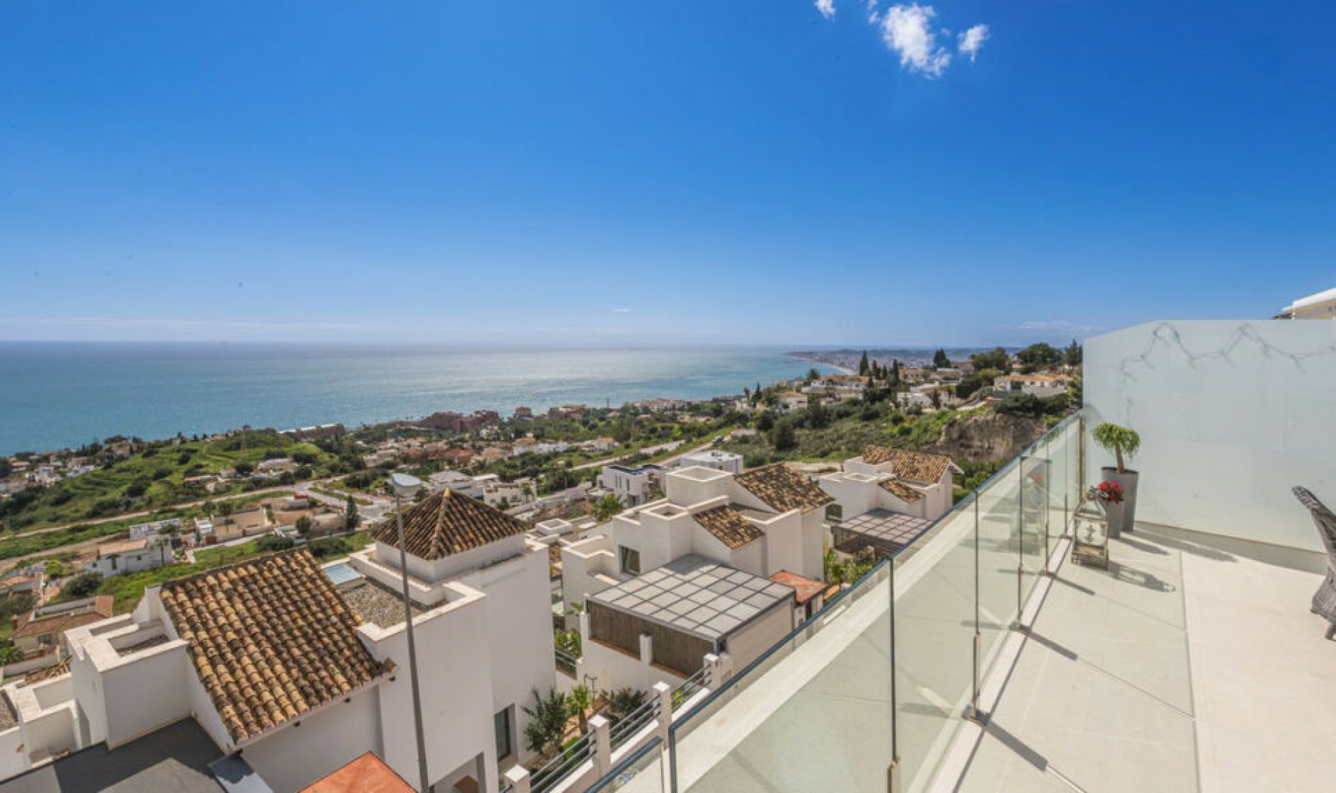 Resale - Apartment -
Benalmadena