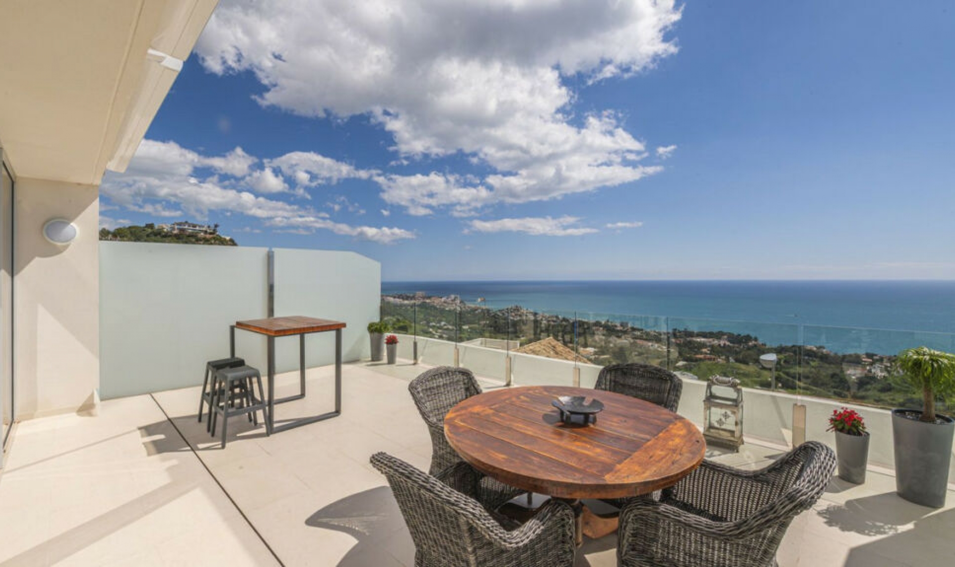 Resale - Apartment -
Benalmadena