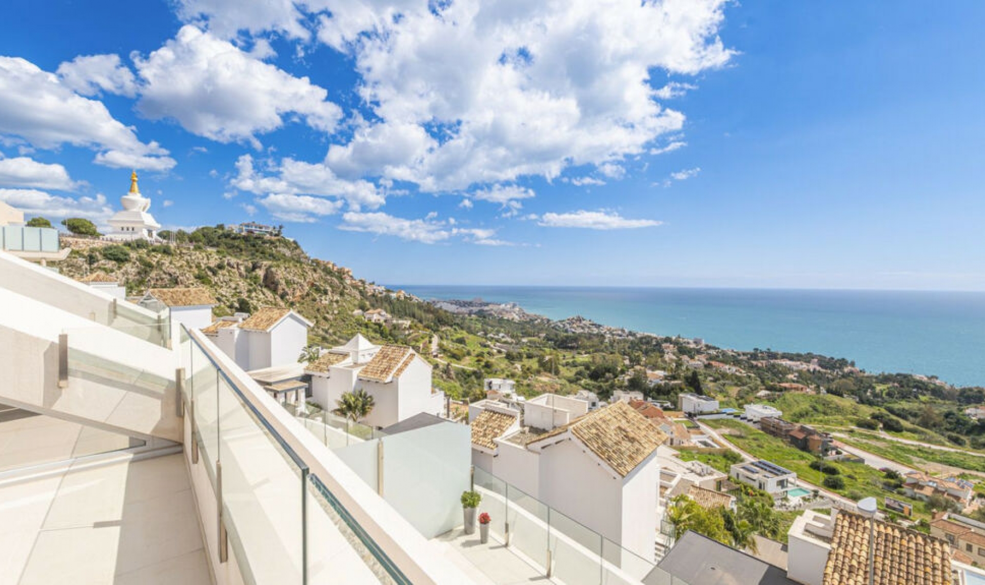 Resale - Apartment -
Benalmadena