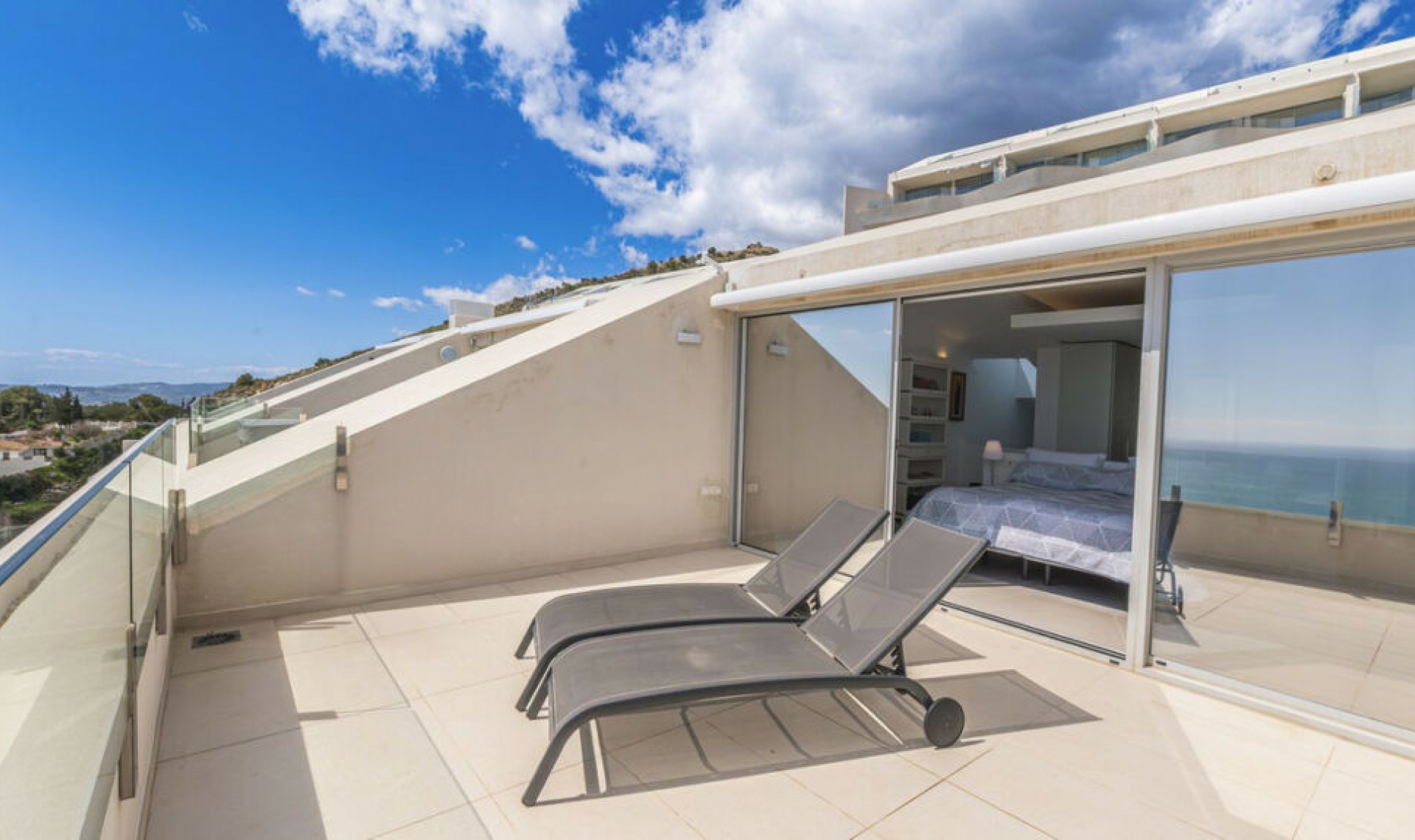 Resale - Apartment -
Benalmadena