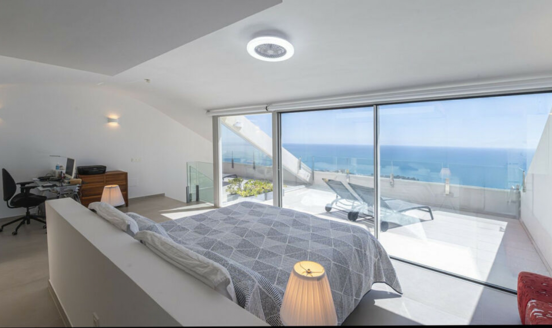 Resale - Apartment -
Benalmadena