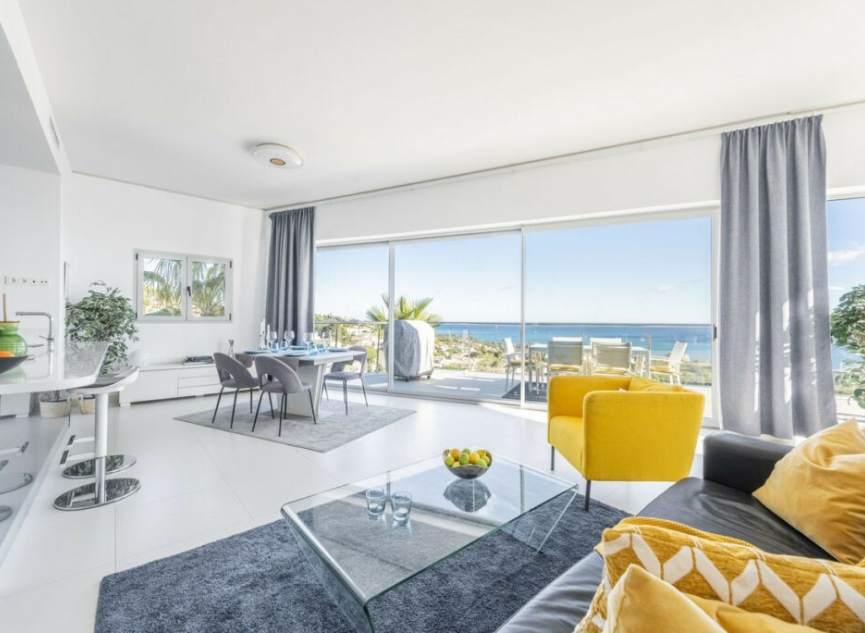 Resale - Apartment -
Benalmadena