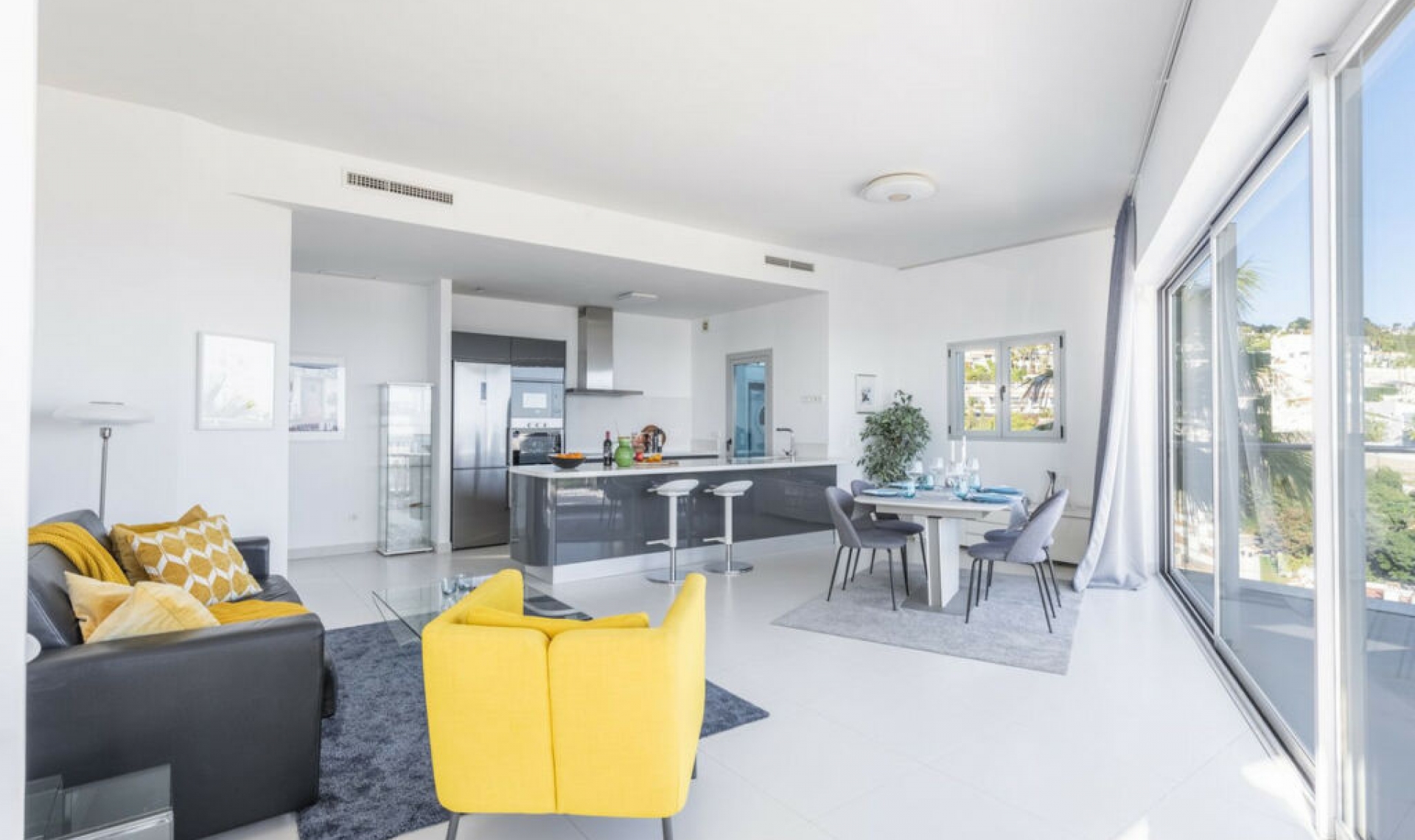 Resale - Apartment -
Benalmadena