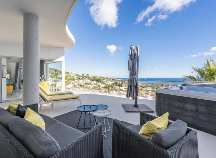 Resale - Apartment -
Benalmadena