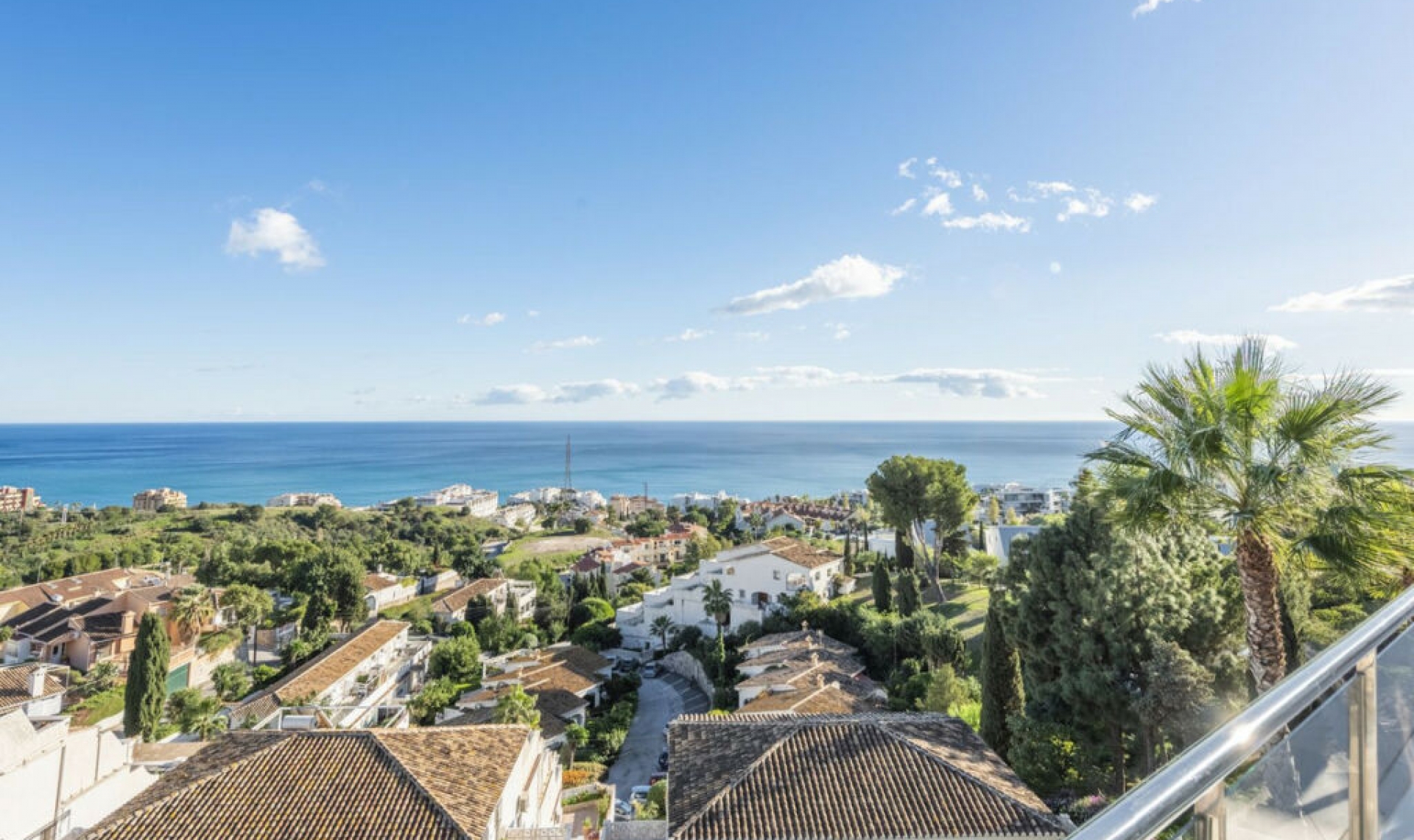 Resale - Apartment -
Benalmadena