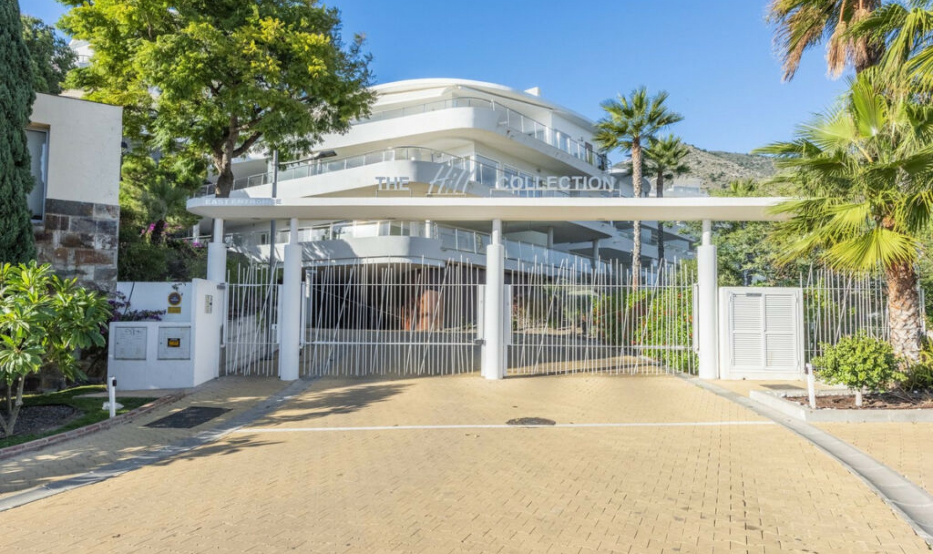 Resale - Apartment -
Benalmadena