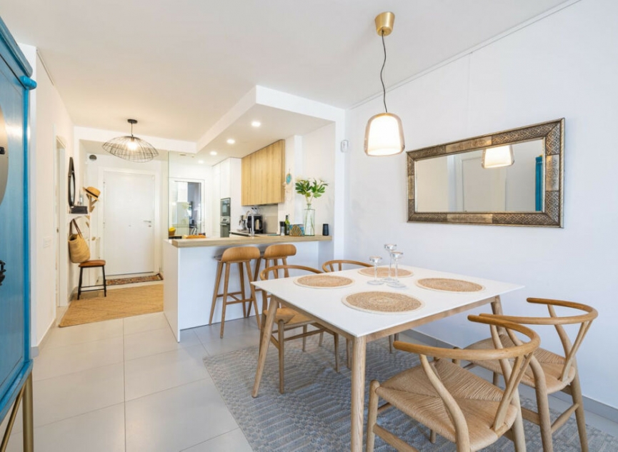 Resale - Apartment -
Benalmadena