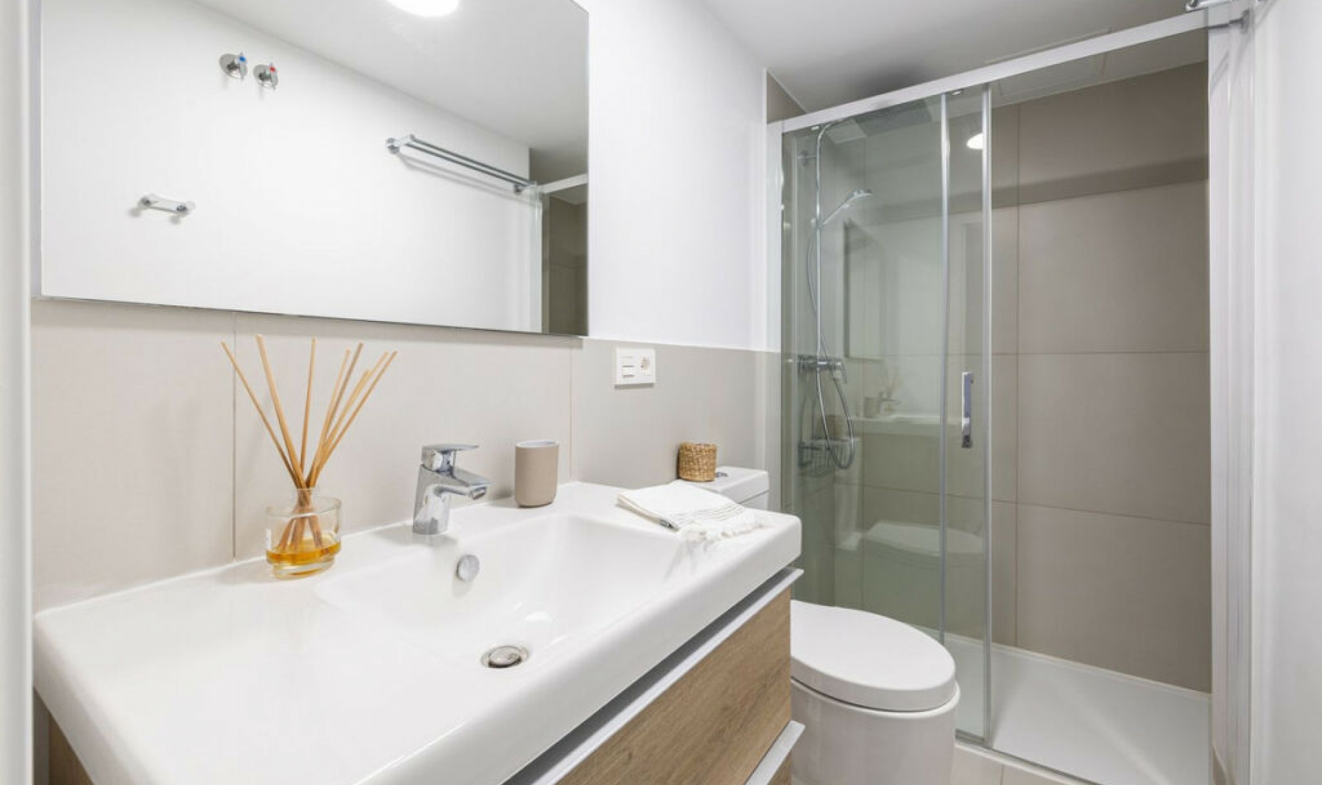 Resale - Apartment -
Benalmadena