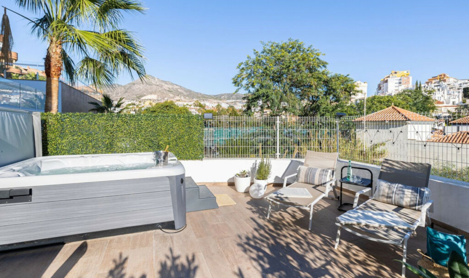 Resale - Apartment -
Benalmadena