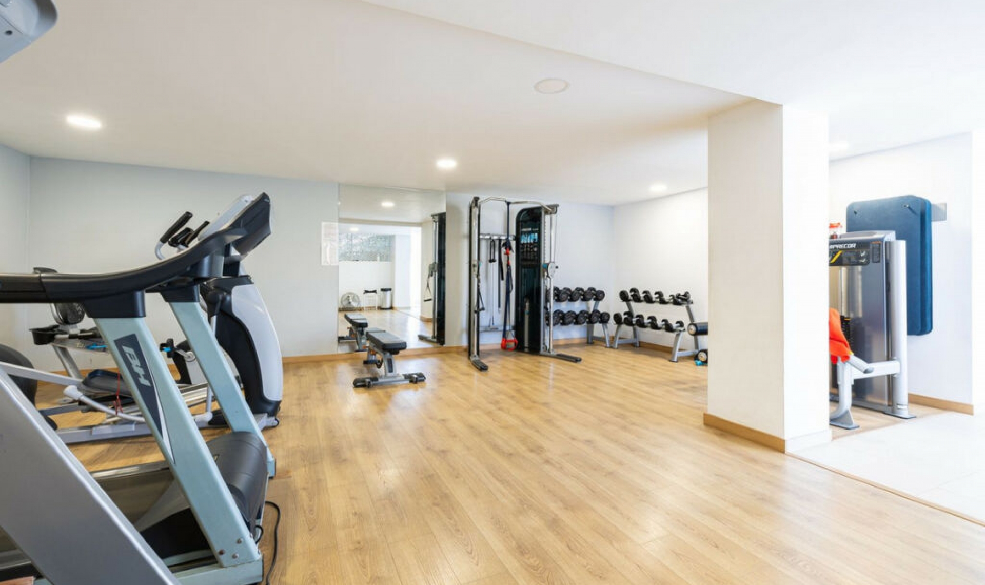 Resale - Apartment -
Benalmadena