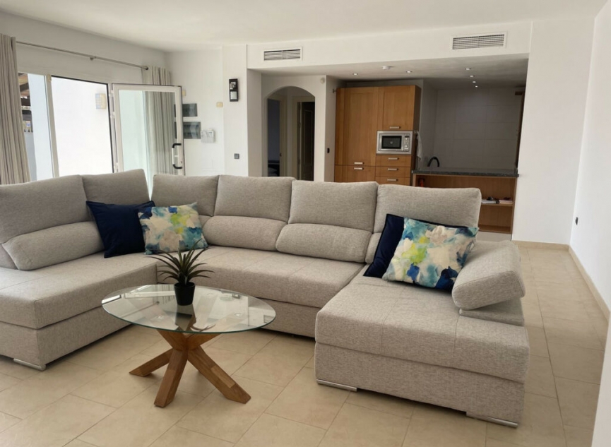 Resale - Apartment -
Benalmadena