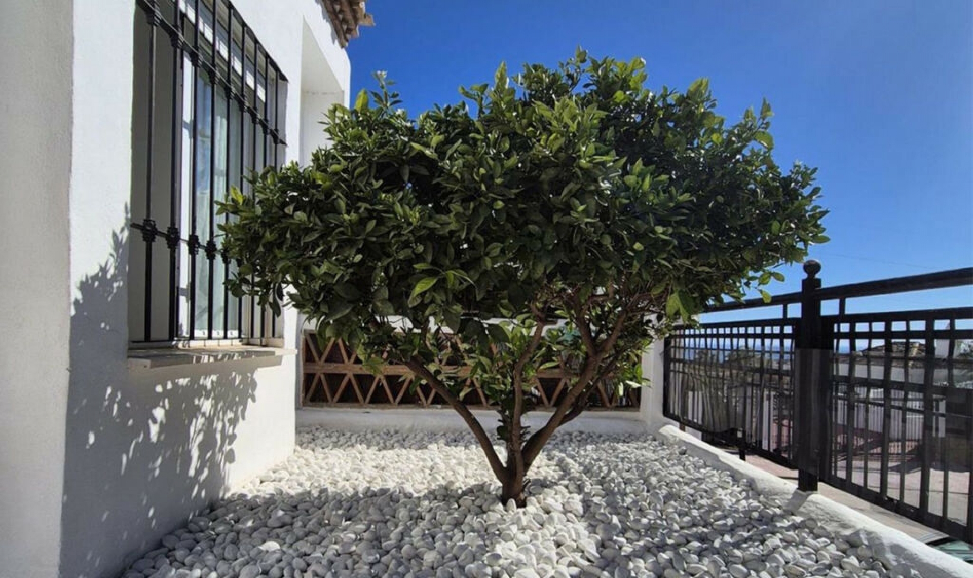 Resale - Apartment -
Benalmadena