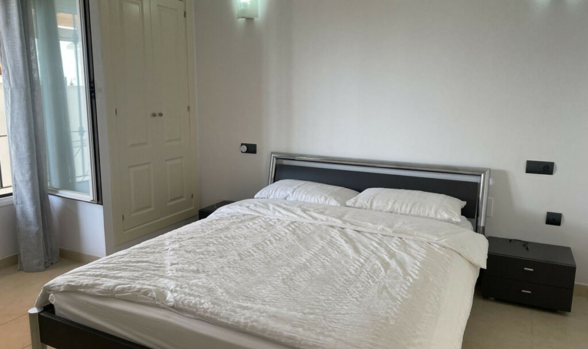 Resale - Apartment -
Benalmadena