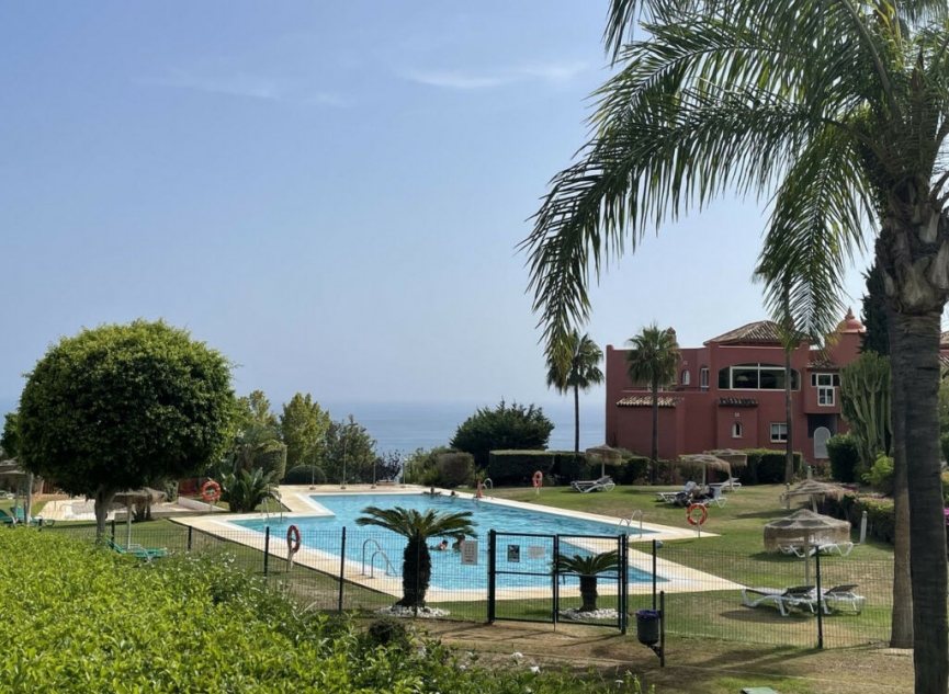 Resale - Apartment -
Benalmadena