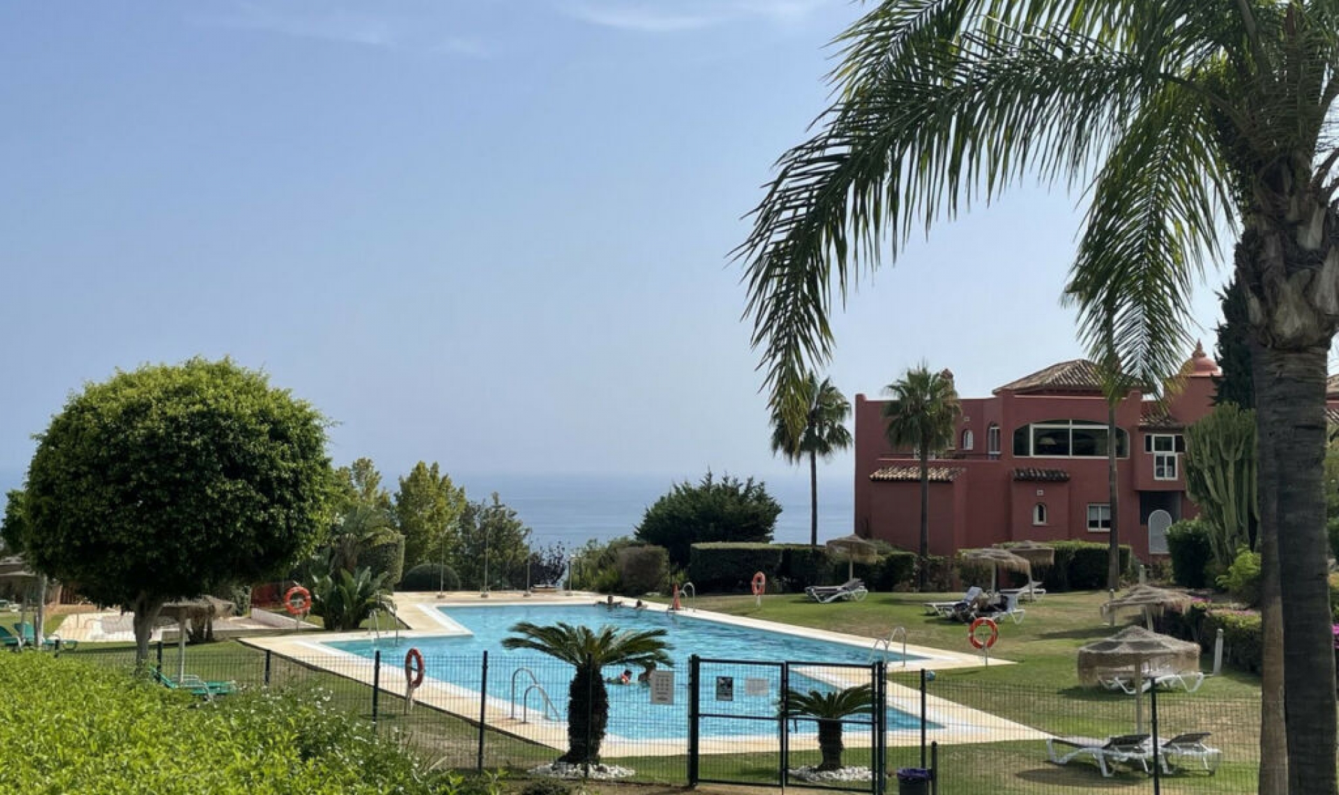 Resale - Apartment -
Benalmadena