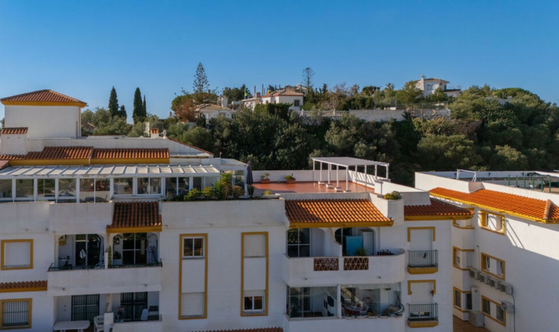 Resale - Apartment -
Benalmadena