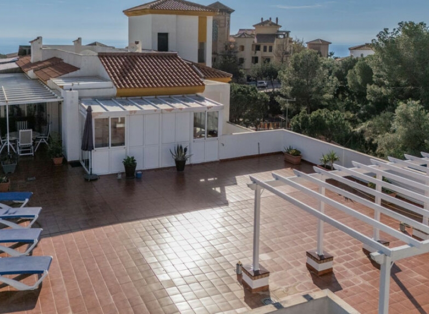 Resale - Apartment -
Benalmadena