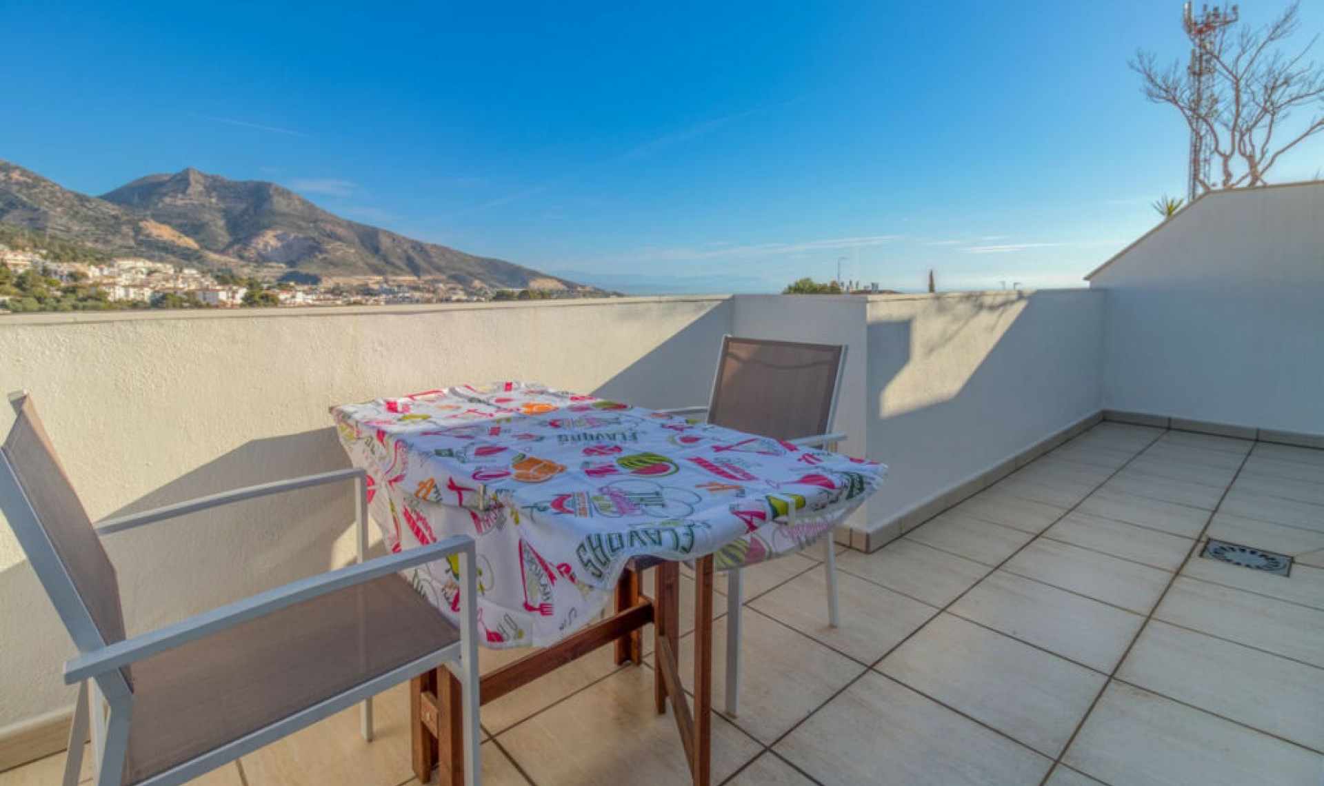 Resale - Apartment -
Benalmadena