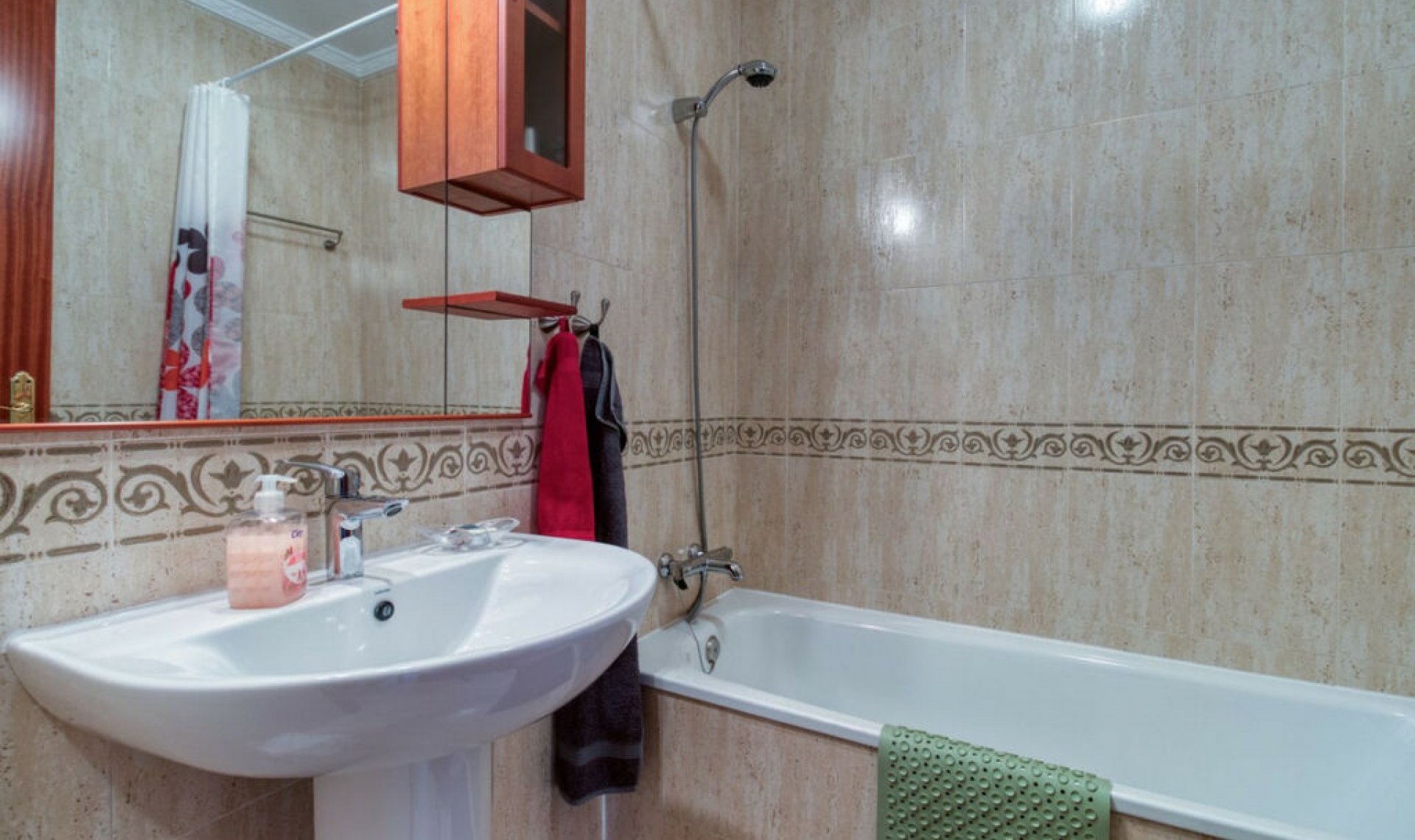 Resale - Apartment -
Benalmadena