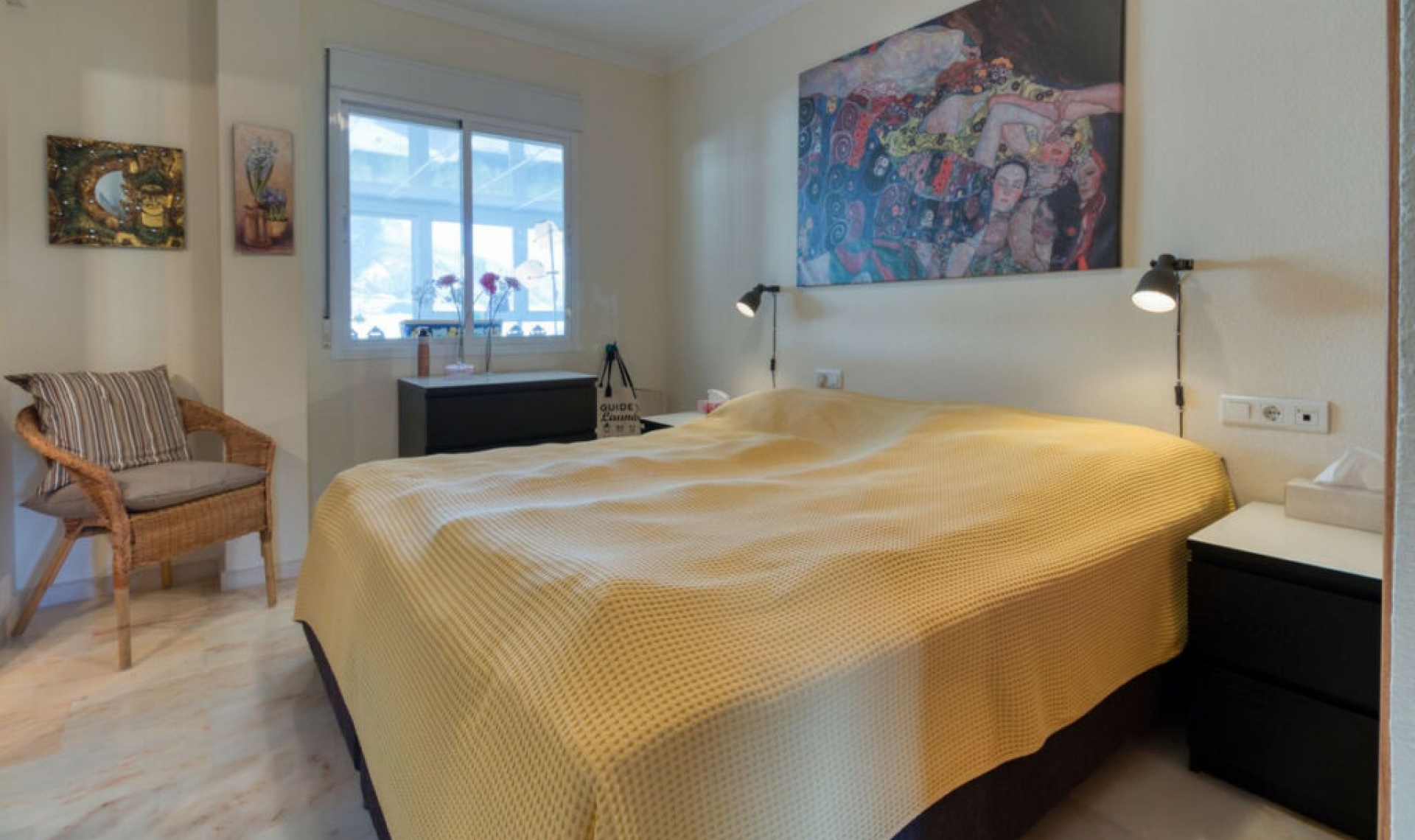 Resale - Apartment -
Benalmadena