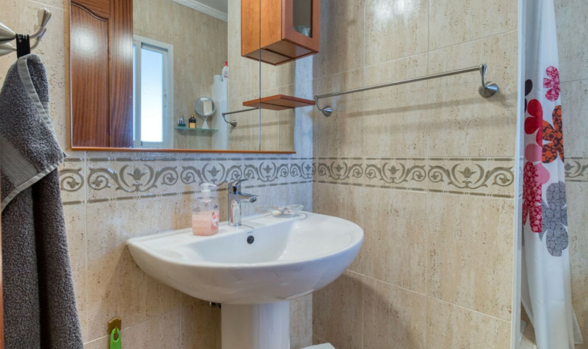 Resale - Apartment -
Benalmadena