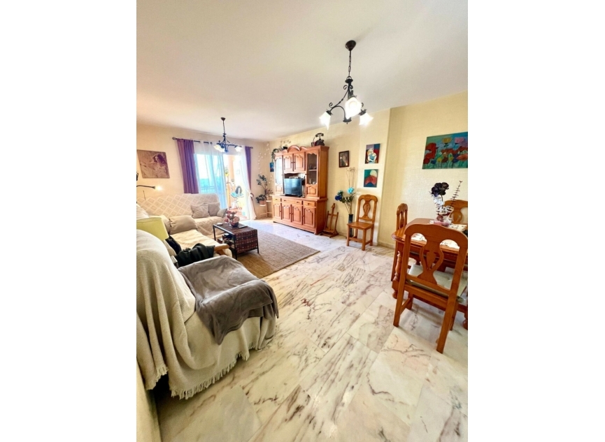 Resale - Apartment -
Benalmadena