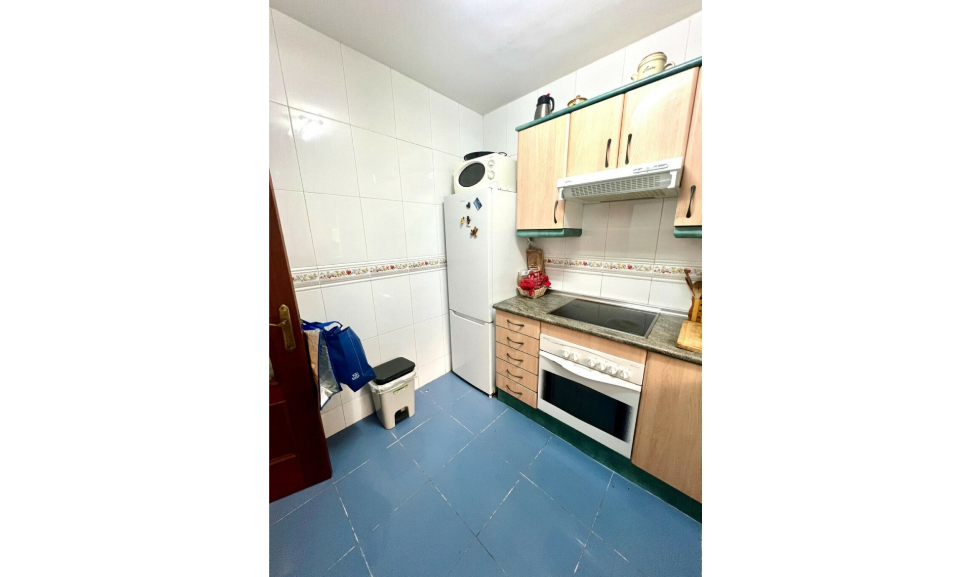 Resale - Apartment -
Benalmadena