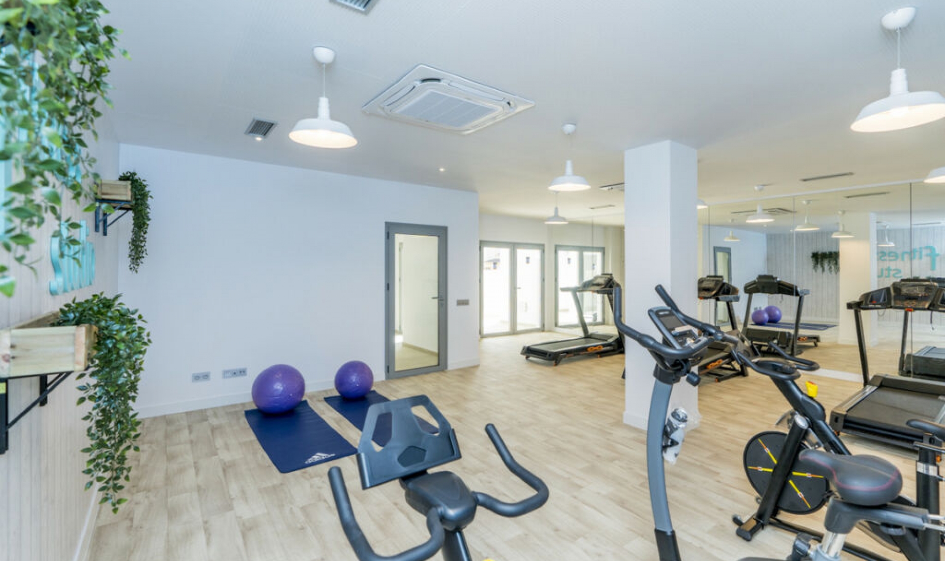 Resale - Apartment -
Benalmadena